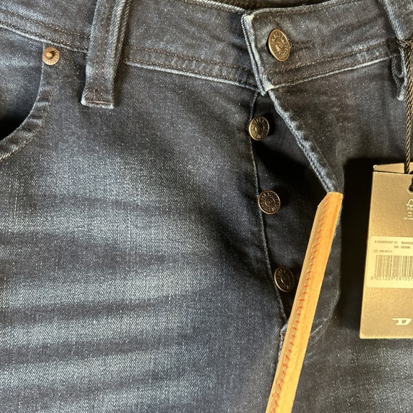 Diesel Industry Jeans Mens 38x30 Markee Straight Dark Wash Button Fly 5 Pocket - Picture 4 of 15